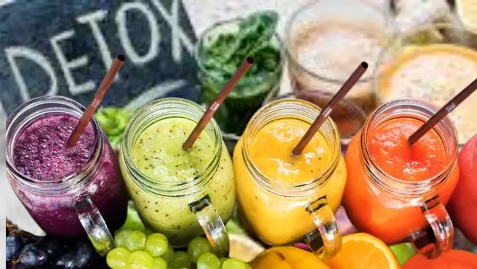 Detox Smoothies: A Fun Way to Cleanse Your System